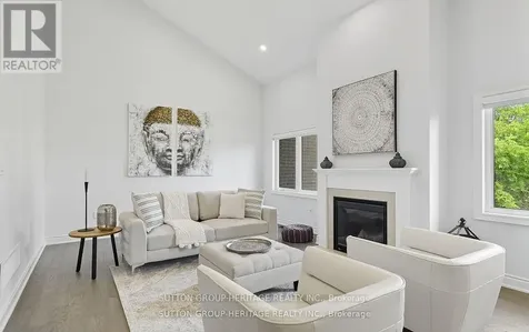 25 Ballinger Way Uxbridge ON L9P 0R6