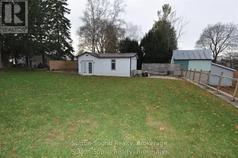 10 Brownlee Street South South Bruce ON N0G 2S0
