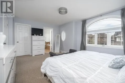 32 Hyslop Avenue Hamilton ON L0R 1P0