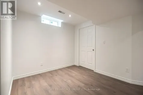 32 Hyslop Avenue Hamilton ON L0R 1P0