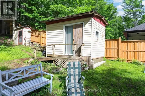 48 Mcarthur Drive Penetanguishene ON L9M 1W9