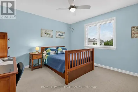 83 Lydia Way Ottawa ON K2G 7E4