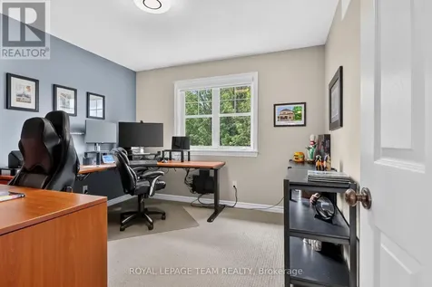 83 Lydia Way Ottawa ON K2G 7E4