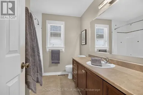 83 Lydia Way Ottawa ON K2G 7E4