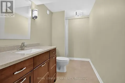 83 Lydia Way Ottawa ON K2G 7E4