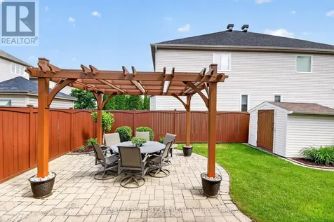 83 Lydia Way Ottawa ON K2G 7E4