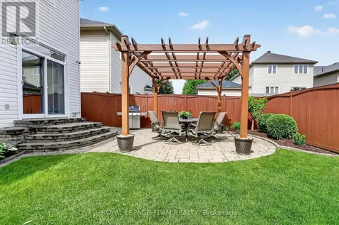 83 Lydia Way Ottawa ON K2G 7E4