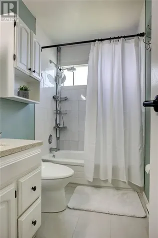 1053 Woodbine Avenue Sudbury ON P3A 5B1