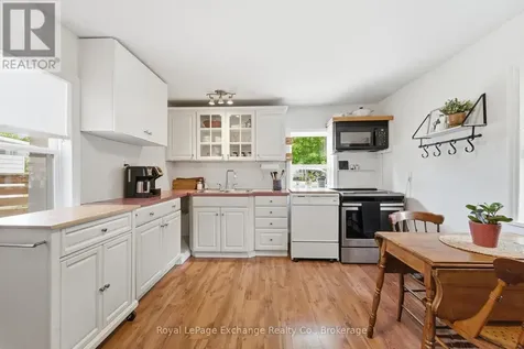 544 Queen Street Kincardine ON N2Z 2H9