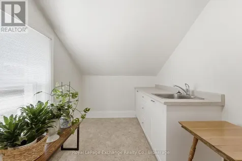 544 Queen Street Kincardine ON N2Z 2H9