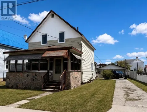 16 Lorne Street S Chapleau ON P0M 1K0