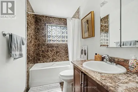 2450 Magnus Avenue Ottawa ON K1G 1J8