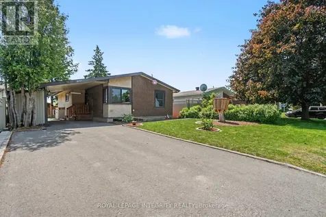 2450 Magnus Avenue Ottawa ON K1G 1J8