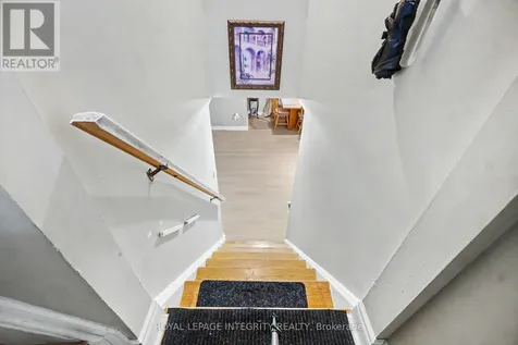 2450 Magnus Avenue Ottawa ON K1G 1J8