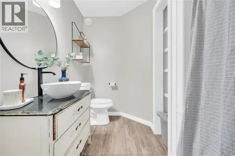 20 Marsh Court Amherstburg ON N9V 3Y7