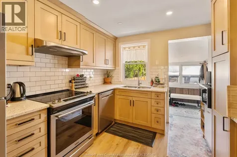 1220 Bruce Avenue Windsor ON N8X 1X3