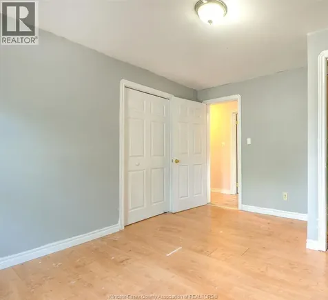 46 Chestnut Leamington ON N8H 3K3