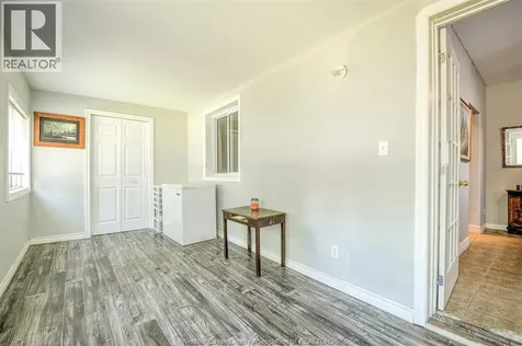 46 Chestnut Leamington ON N8H 3K3