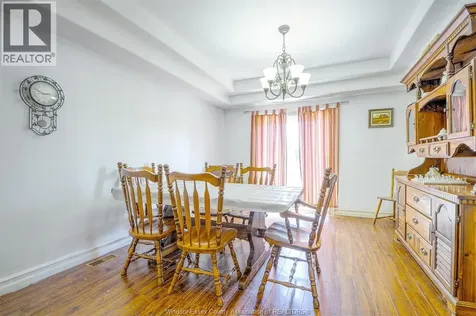46 Chestnut Leamington ON N8H 3K3