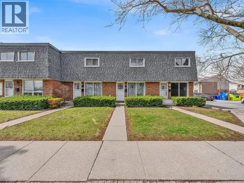 272 Victoria Street Amherstburg ON N9V 2K5