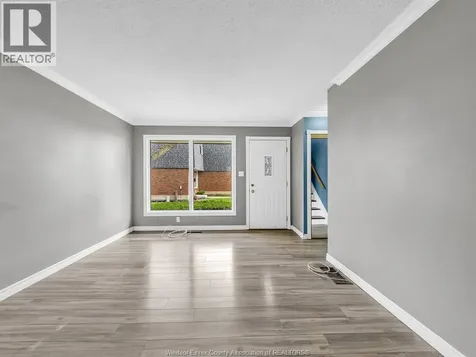 272 Victoria Street Amherstburg ON N9V 2K5