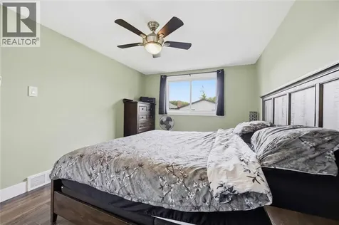 403 Huxley Avenue Sarnia ON N7S 4Z1