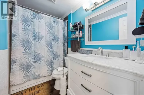 403 Huxley Avenue Sarnia ON N7S 4Z1
