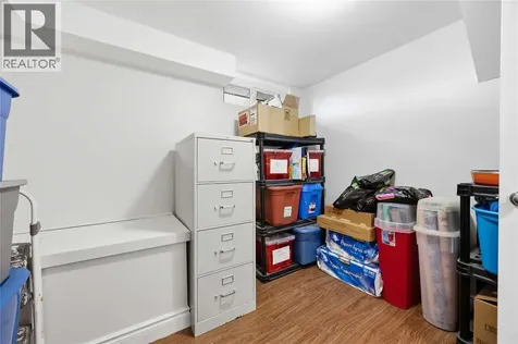 403 Huxley Avenue Sarnia ON N7S 4Z1