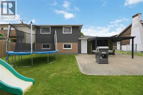 403 Huxley Avenue Sarnia ON N7S 4Z1
