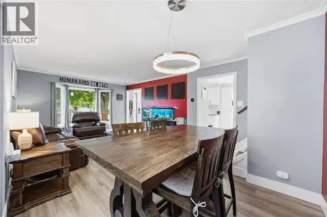 403 Huxley Avenue Sarnia ON N7S 4Z1