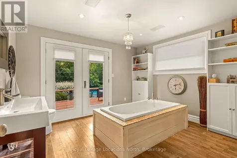 10 Park Road Collingwood ON L9Y 3B9