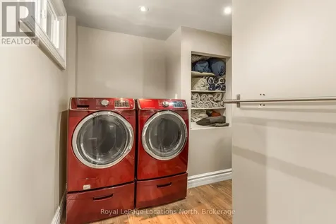 10 Park Road Collingwood ON L9Y 3B9