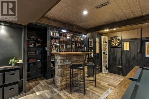 10 Park Road Collingwood ON L9Y 3B9