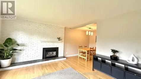 989 Goren Avenue Ottawa ON K1G 2T8