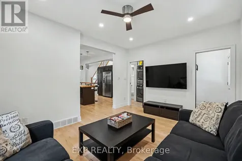 62 Young Street Ottawa ON K1S 3H9