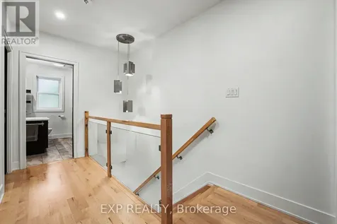 62 Young Street Ottawa ON K1S 3H9