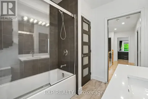 62 Young Street Ottawa ON K1S 3H9