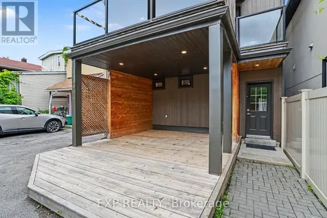 62 Young Street Ottawa ON K1S 3H9