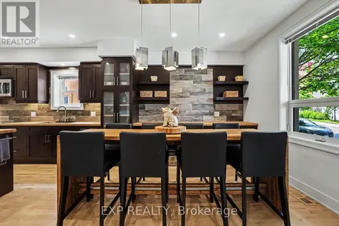 62 Young Street Ottawa ON K1S 3H9