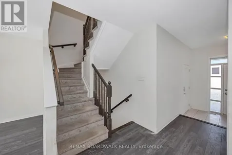 2063 Caltra Crescent Ottawa ON K2V 6V4