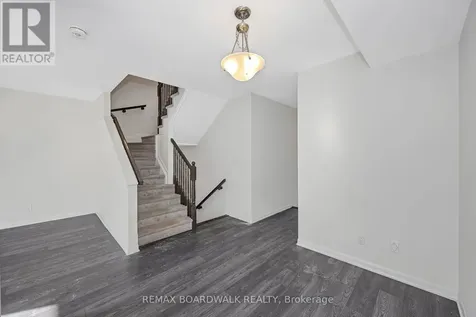 2063 Caltra Crescent Ottawa ON K2V 6V4