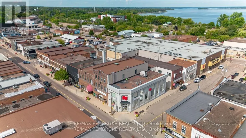 131 Pembroke Street West Pembroke ON K8A 5M7