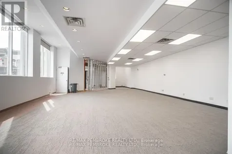 131 Pembroke Street West Pembroke ON K8A 5M7