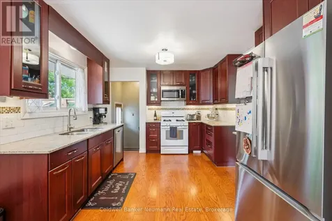 179 Sekura Street Cambridge ON N1R 3R2