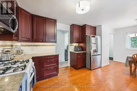 179 Sekura Street Cambridge ON N1R 3R2