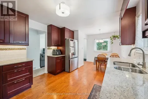 179 Sekura Street Cambridge ON N1R 3R2
