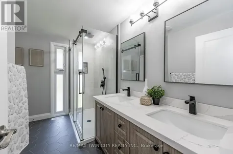 34 Bradley Drive Kitchener ON N2A 1K4