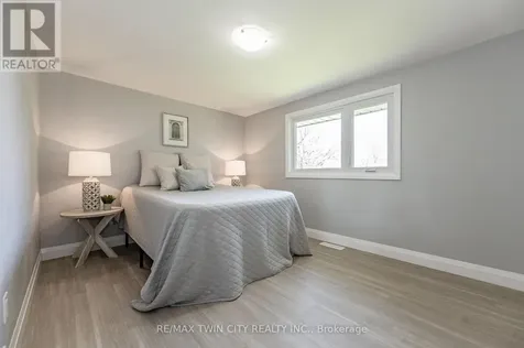 34 Bradley Drive Kitchener ON N2A 1K4