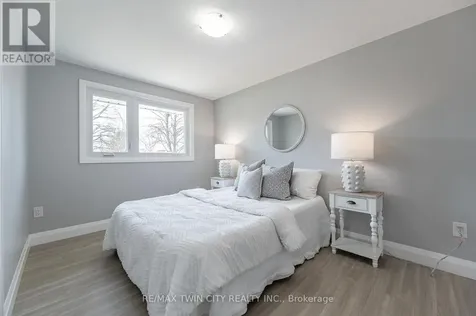 34 Bradley Drive Kitchener ON N2A 1K4