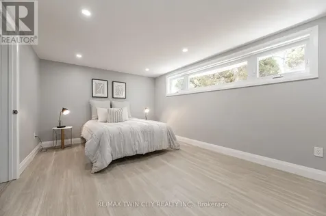 34 Bradley Drive Kitchener ON N2A 1K4